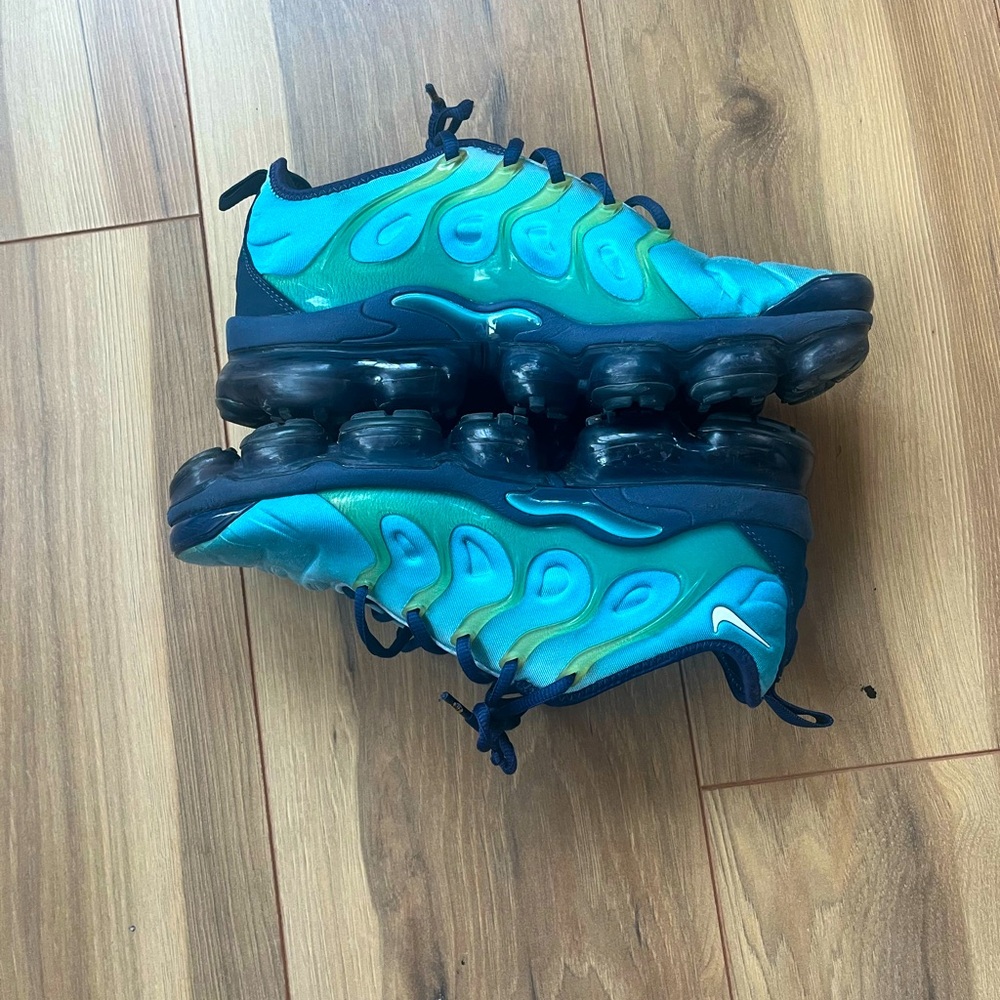 Nike vapormax size 8.5